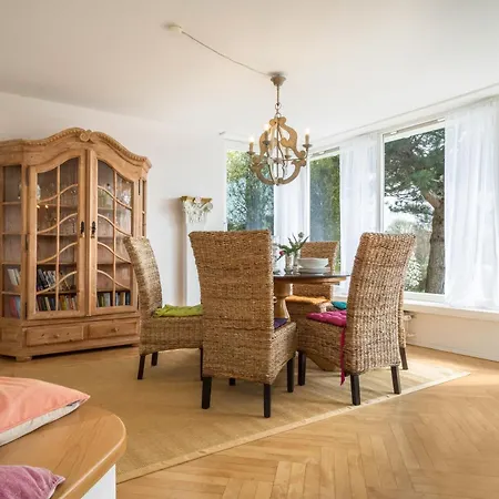 Haus See- Und Saentisblick Eg Apartamento Friedrichshafen